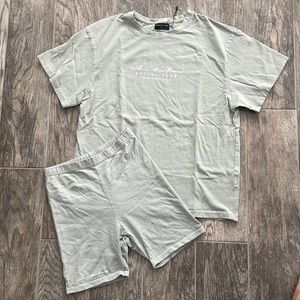 White fox boutique  oversized tee and biker shorts set